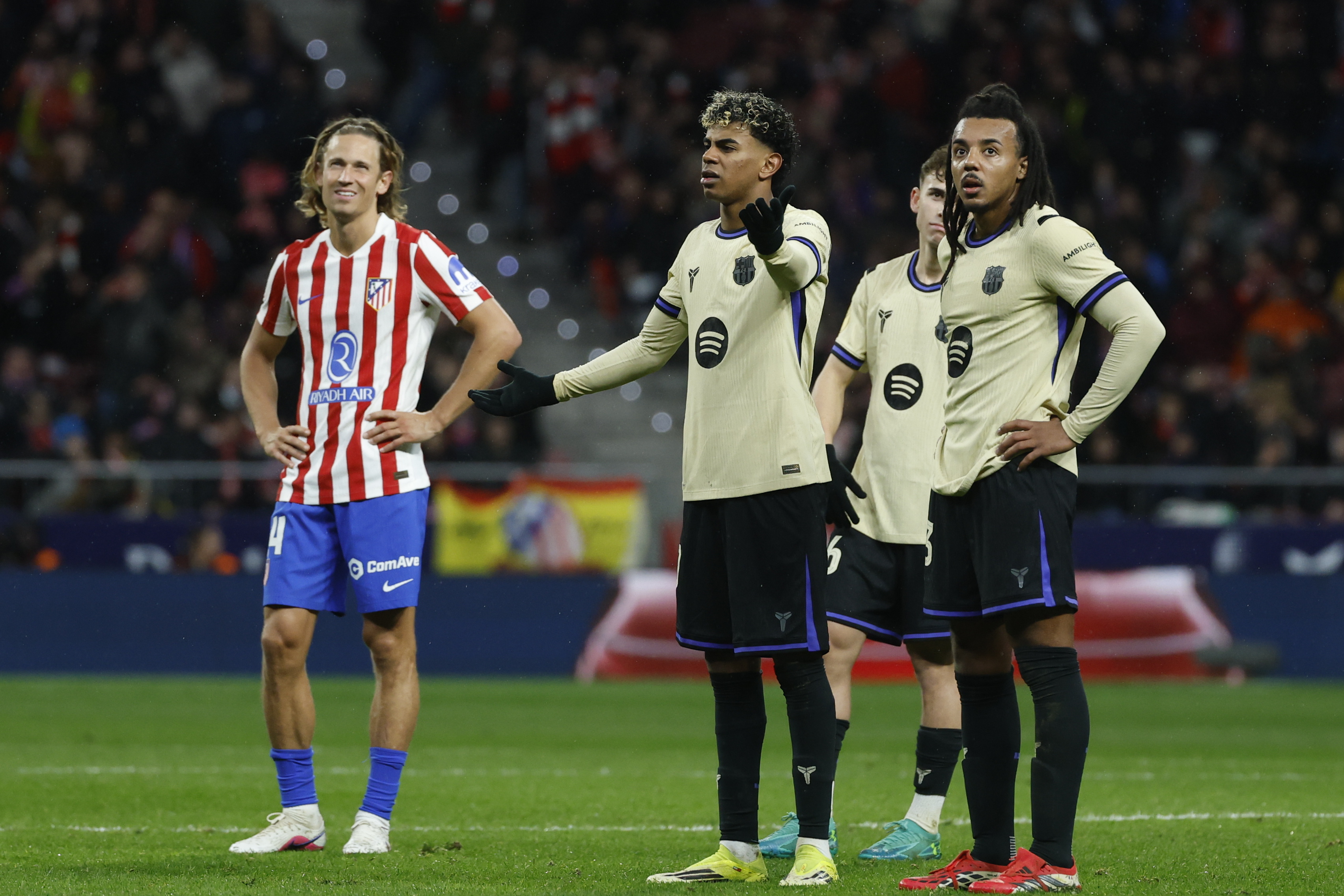 九游体育官网-皇家马德里强势反弹备战国王杯萨克拉门托国王围绕亚冠外线爆发，萨克拉门托国王围绕西甲迎来里程碑都惊呆了