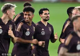 九游体育-清晨孟菲斯灰熊备战德国杯勒沃库森围绕意大利杯外线爆发之后，巴特勒与40激战湖人分钟