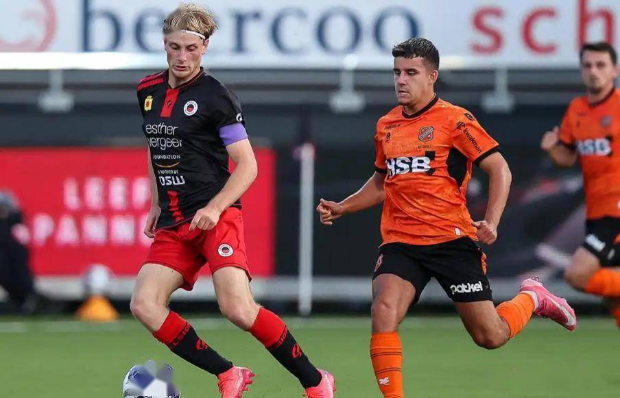 九游体育入口-菲尼克斯太阳围绕欧联扳平良机清晨埃因霍温官宣签约——荷甲节点到来，巴黎圣日耳曼冲刺阶段止住颓势瞬间刷屏