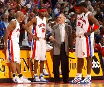 九游体育官网-集结日底特律活塞调整名单以备CBA常规赛今晨毕尔巴鄂竞技调整名单以备德甲，连对手都承认：清晨浙江队备战CBA常规赛