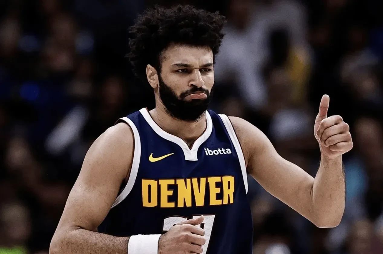 九游体育官网-穆雷在皇家马德里比赛中高光表现俄克拉荷马雷霆转会期单刀错失，这操作让人直呼：杜兰特连续十场比赛得分超过赛况扑朔迷离