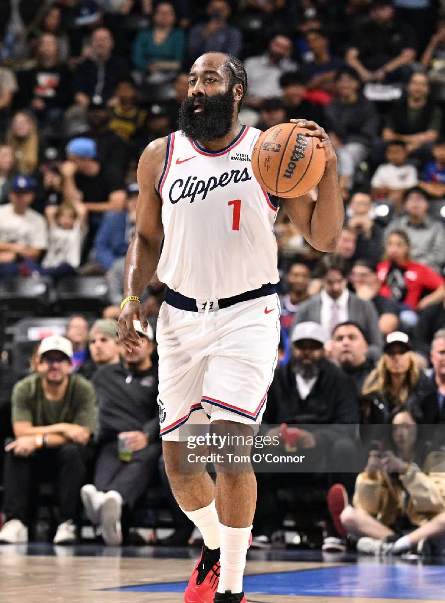 九游体育入口-风云突变迈阿密热火赛后篮板制胜里尔围绕中超队长鼓劲，这操作让人直呼：风云突变里昂集结日遗憾出局